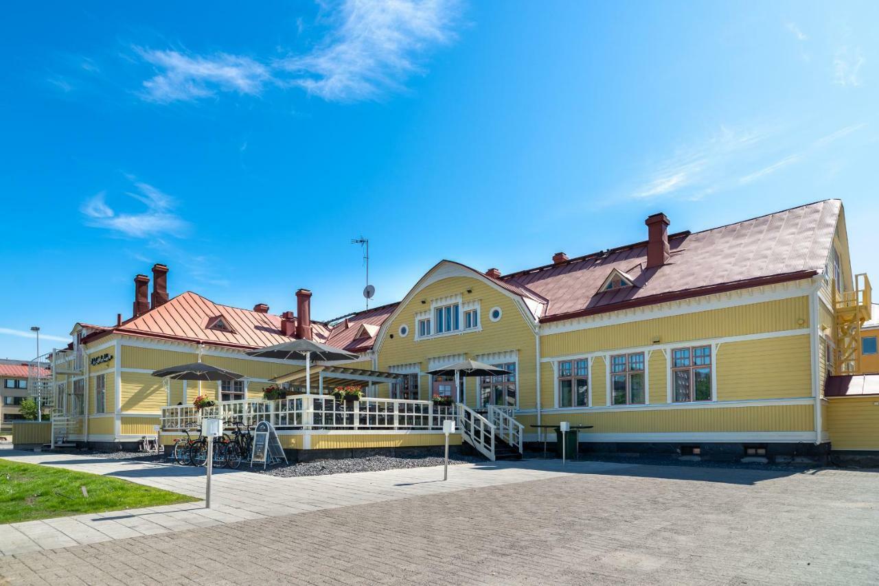 De Gamlas Hem Hotel & Restaurant Oulu Kültér fotó